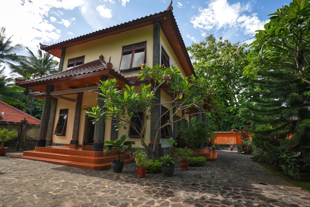 Villa Maryadi Lovina  Exterior photo