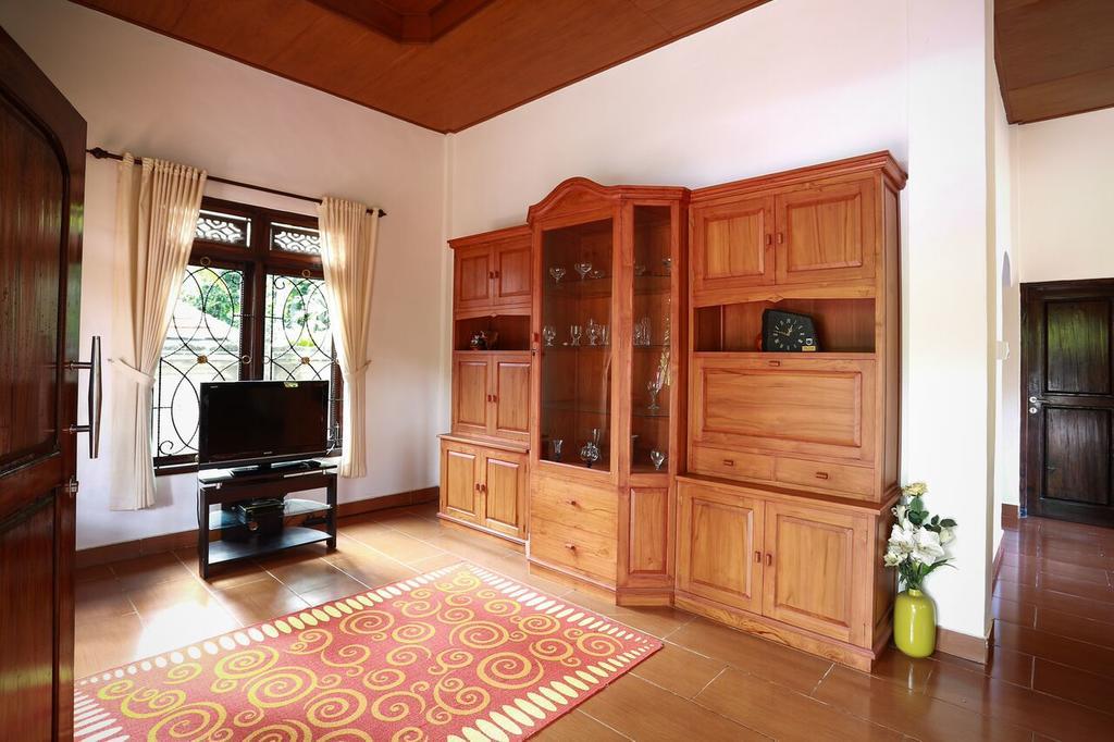 Villa Maryadi Lovina  Exterior photo