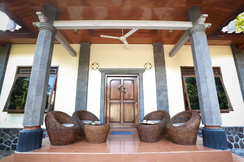 Villa Maryadi Lovina  Exterior photo